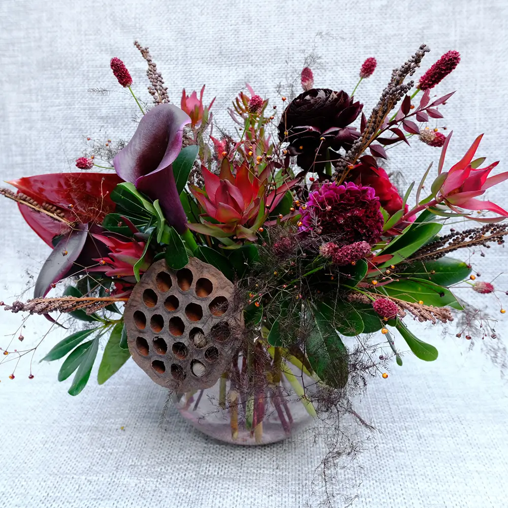 Monochromatic Arrangements Burgundy\Red